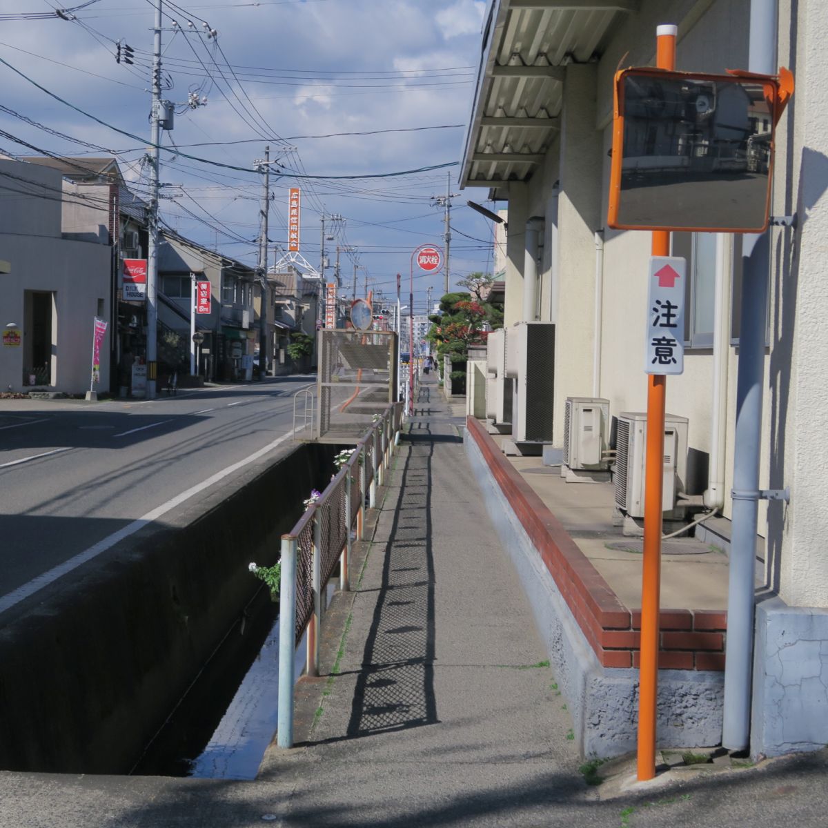 車社会でも、歩く。目指せ福山駅。のアイキャッチ画像