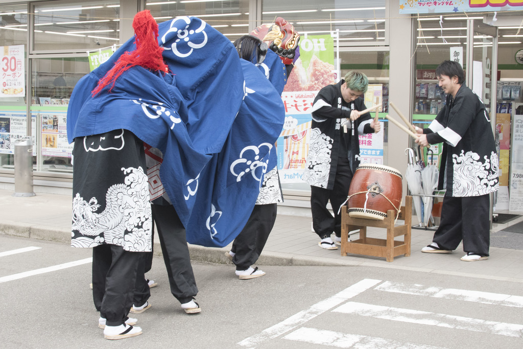 ジモトぶらぶらマガジン サンポー【石川県加賀市】獅子舞マニア散歩 vol.1 大聖寺桜祭り