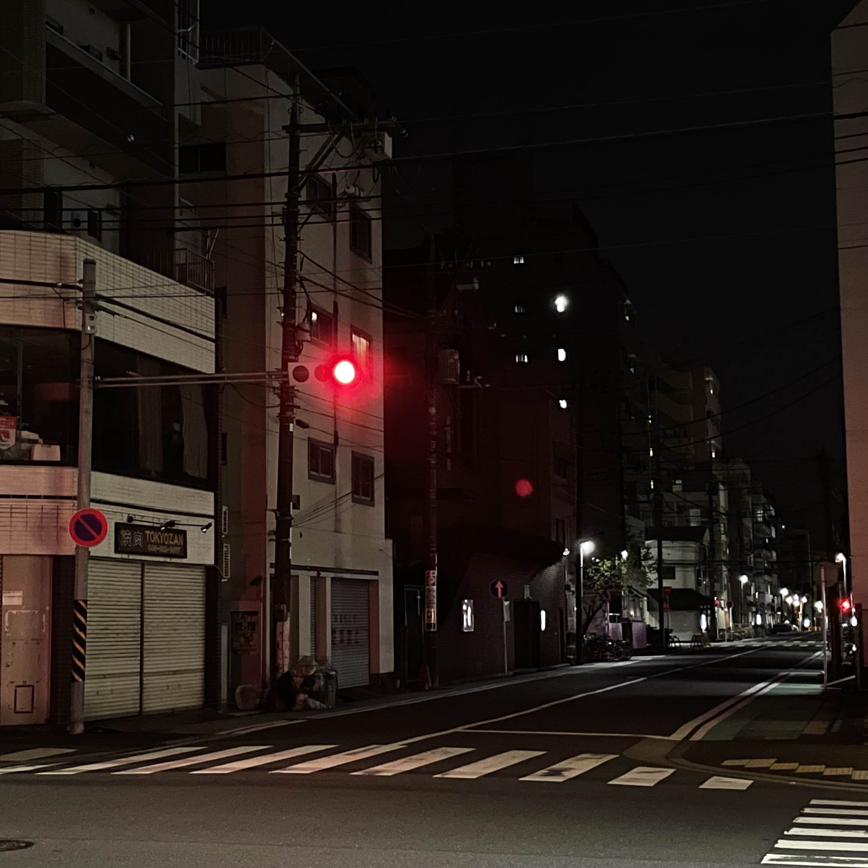 深夜の横浜寿町を散歩するのアイキャッチ画像