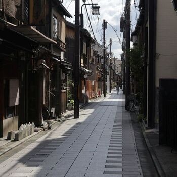 しかたがないから京都の市街地を何となく歩いているのアイキャッチ画像