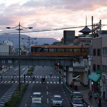 遠そうで遠くない、ちょっとだけ遠い一駅