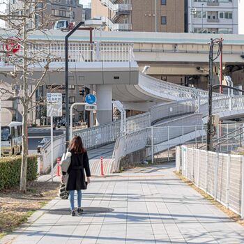 知らない町へ忘れ物を取りにいったのアイキャッチ画像